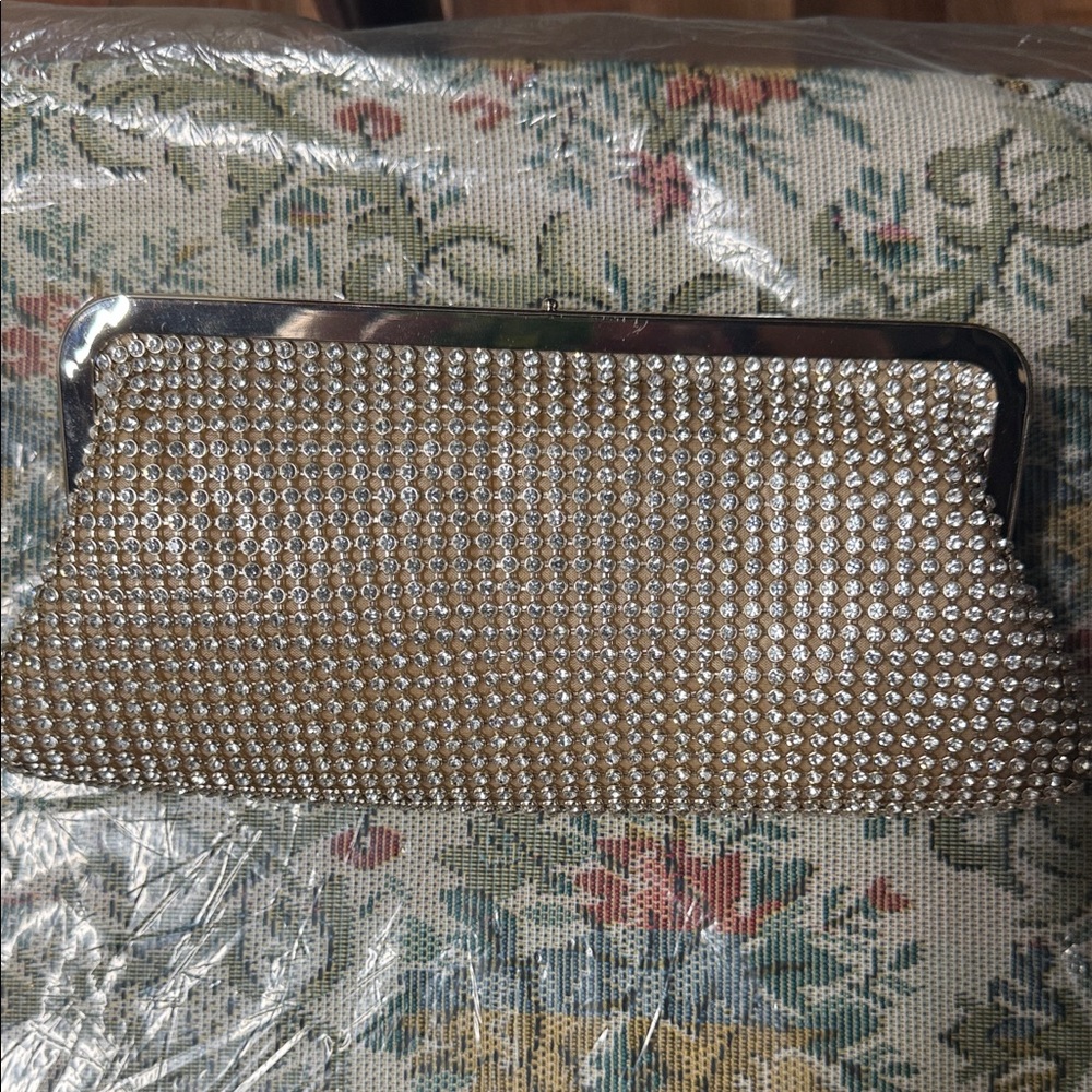 New Elegant Gold Clutch Bag .
Make a statement!